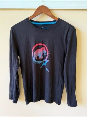 Like-new Mammut Long-Sleeve Tee